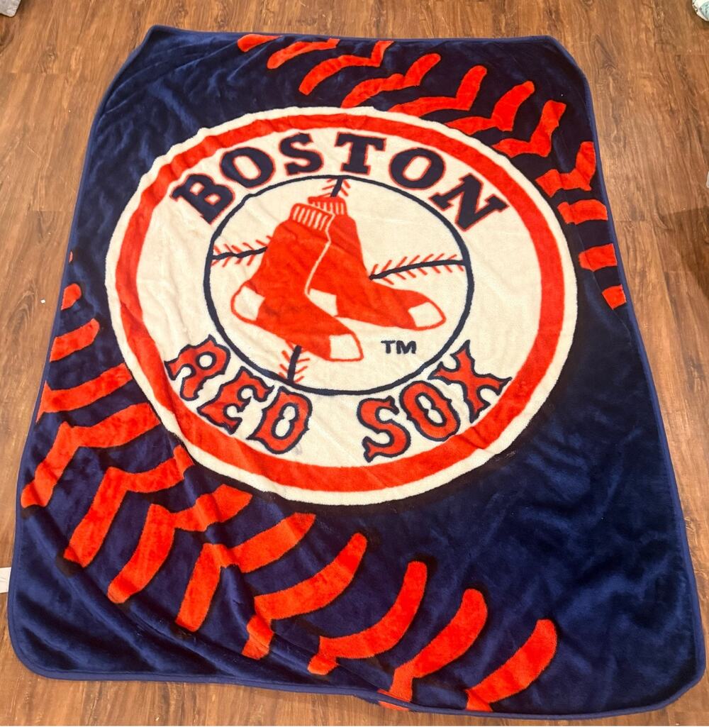MLB Boston Red Sox Mink Blanket Throw Twin Plush Fleece Baseball Boys Room